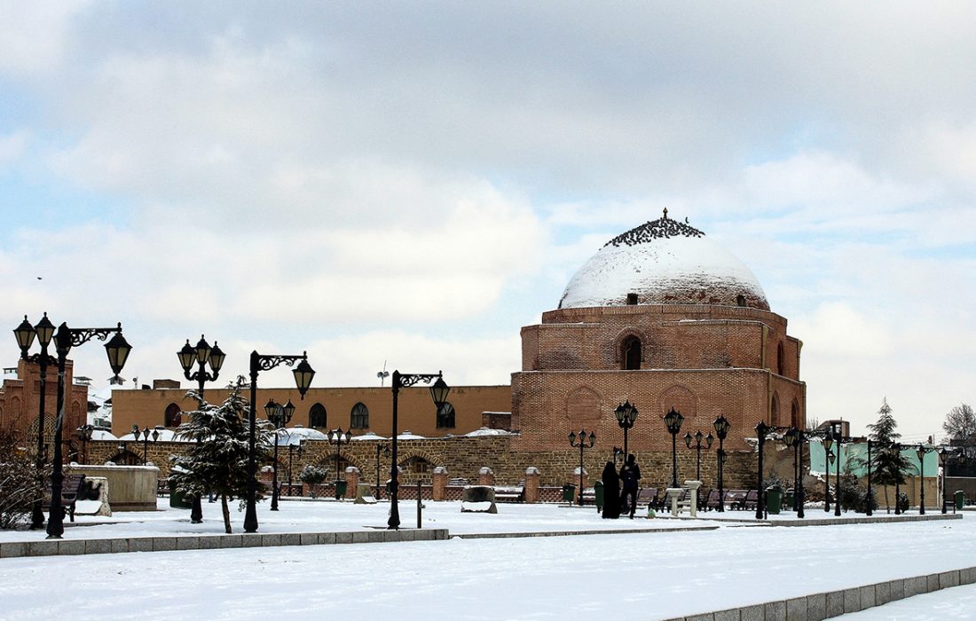 نمایی زیبا از مسجد جامع ارومیه