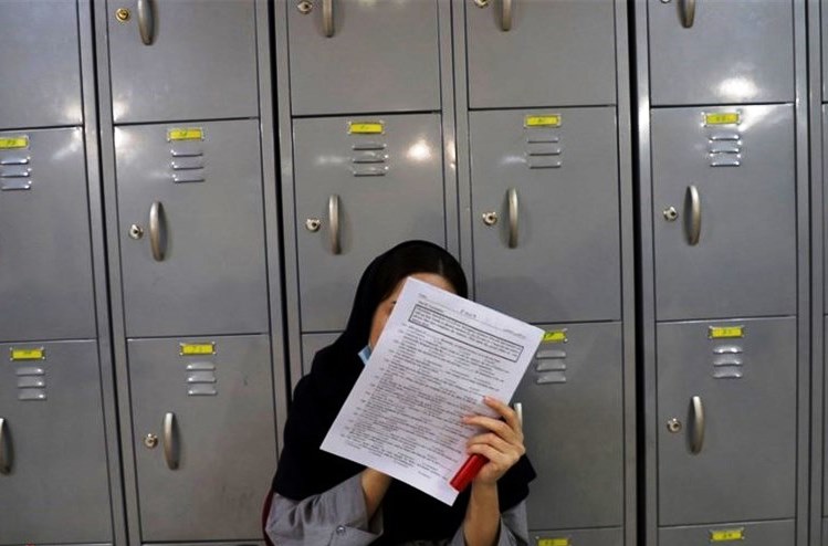 ۲ باند تقلب و افشای سوالات کنکور سراسری در آذربایجان‌غربی منهدم شد