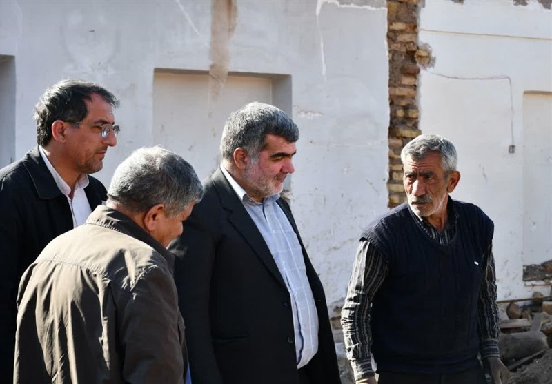 رئیس بنیاد مسکن: بازسازی مناطق زلزله زده خوی تا ۲ ماه آینده پایان می‌یابد