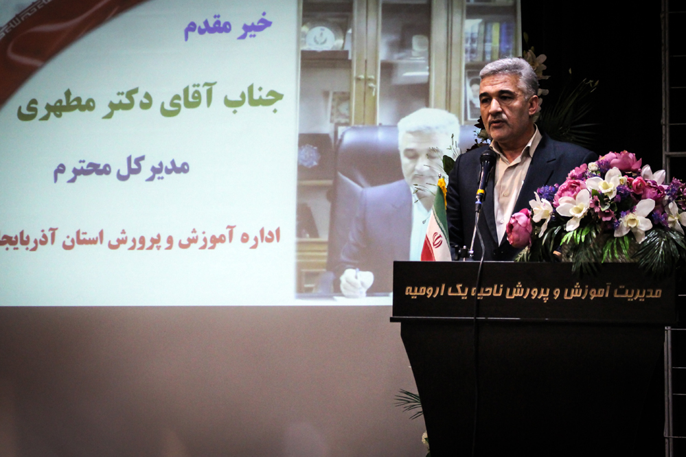 حضور دانش‌آموزان در اعتکاف و اردوهای راهیان نور نشانه‌های عملی تحقق جهاد تبیین است
