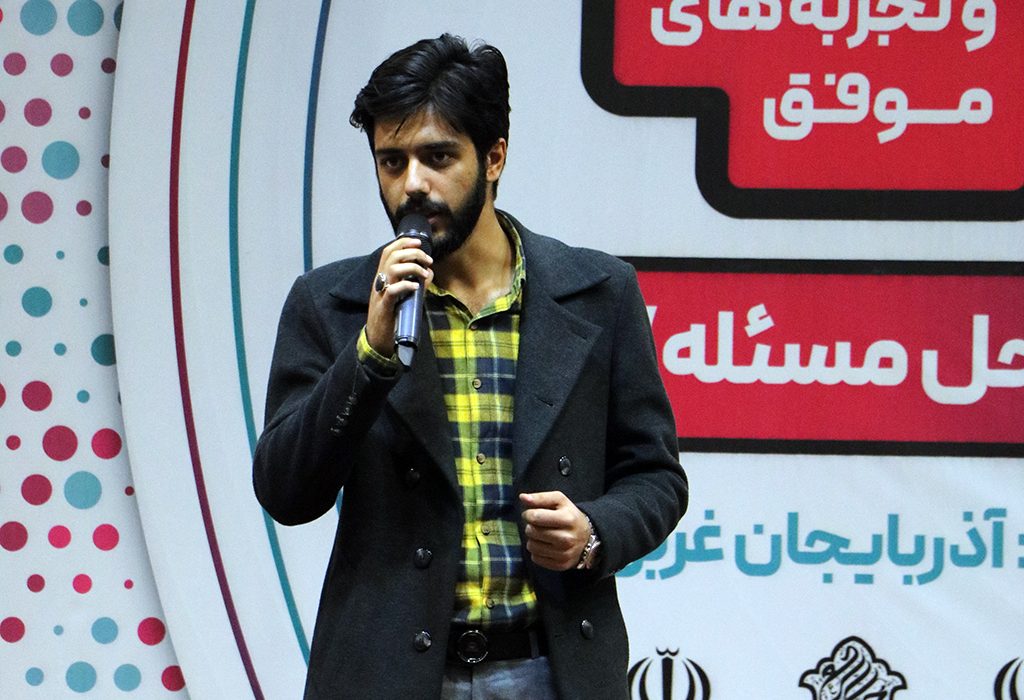 جوانان حاضر در رویداد اتم الگوها و تجربه‌های موفق را به جامعه منتقل می‌کنند