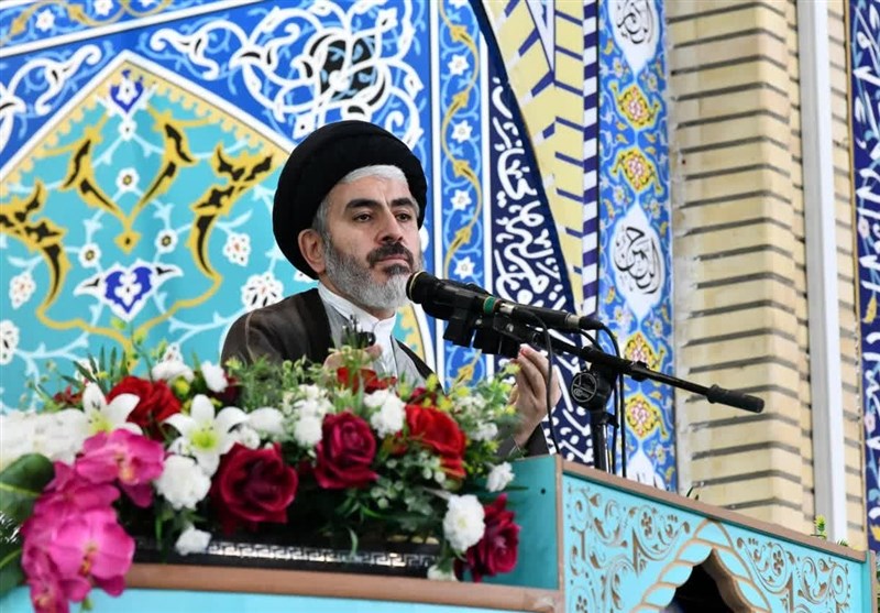 اجازه سوء استفاده به دشمنان ندهیم؛ نخبگان حوزه اقتصادی وارد میدان شوند