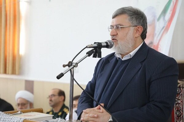بانک های خصوصی آذربایجان غربی مکلف به حمایت واحدهای تولیدی هستند