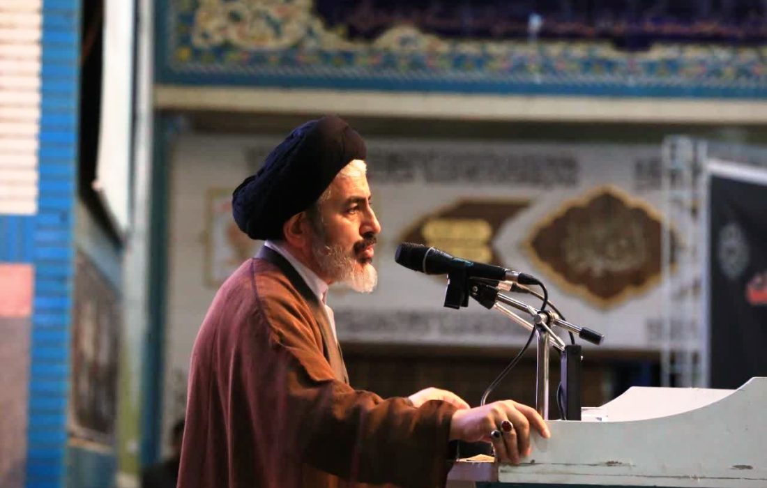 همه هجمه دشمن بر تضعیف ایمان و گرفتن امید از ملت است