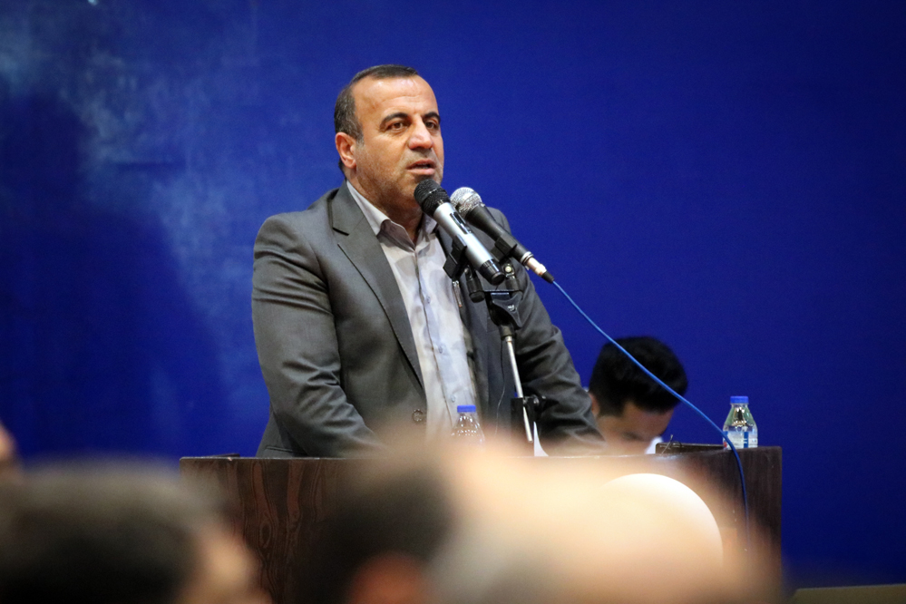 نشاط و شادابى معلمان در کیفیت کلاس هاى درس تأثیر مثبت و مستقیم دارد