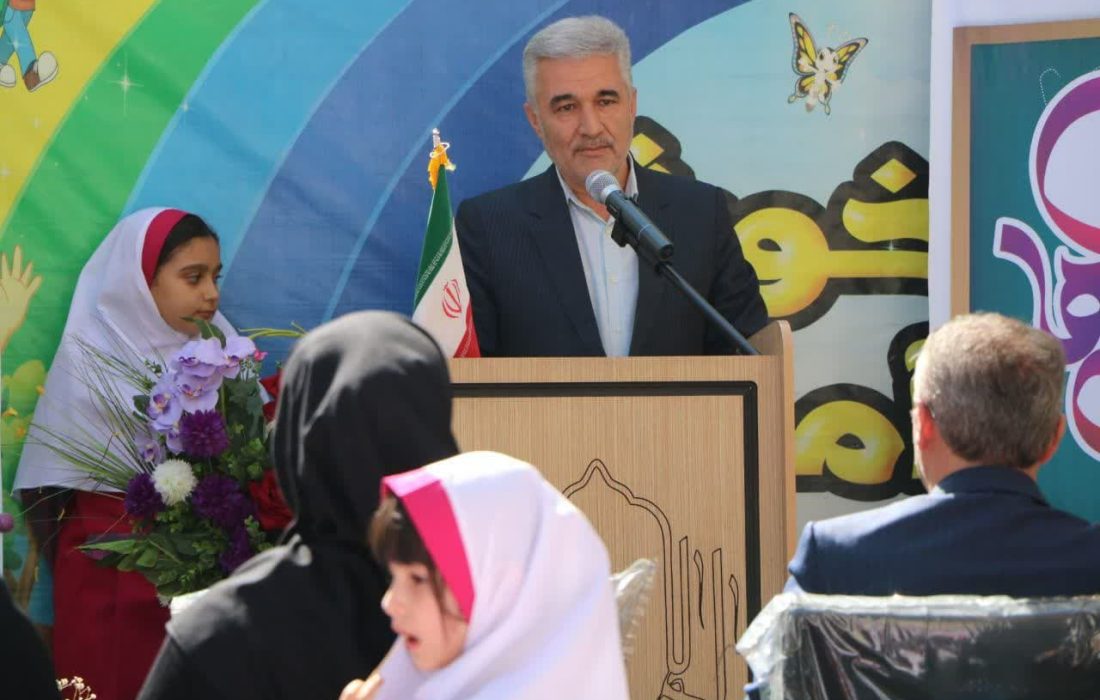 نیکوکاری و احسان عامل ایجاد همدلی و همکاری است