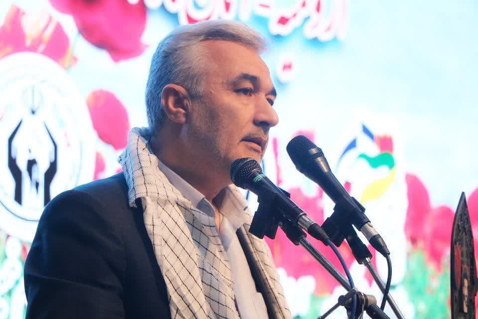 شهدای فرهنگی و دانش آموز الگوی حسنه تربیتی هستند