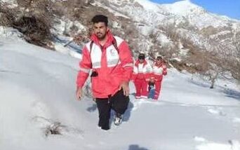 نجات ۲۸ نفر متاثر از برف و کولاک در شمال آذربایجان غربی