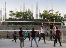 در این شهر، ساعت‌ها به وقت والیبال تنظیم می‌شود!