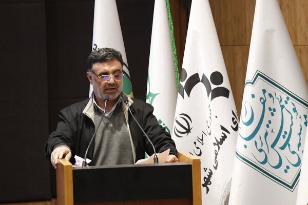 شمس و مولانا از گنجینه های ارزشمند ایران اسلامی هستند