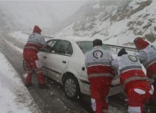 امدادرسانی به ۲۵ نفر از گرفتاران در برف و کولاک در چالدران