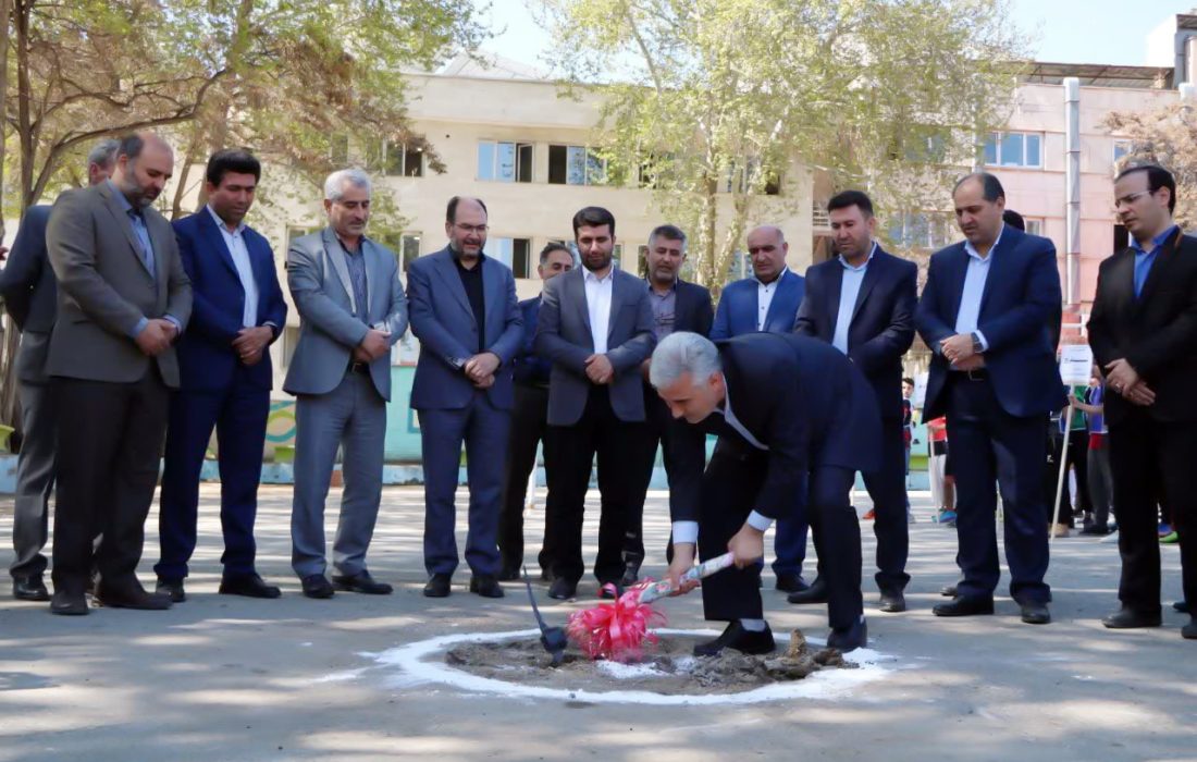 کلنگ زنی مجموعه ورزشى مدرسه شهید چمران ارومیه