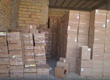 کشف انبار پوکه سیگار و کاغذ توتون قاچاق در ارومیه