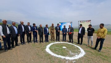 کلنگ‌زنی احداث هتل و تله‌کابین خوشاکو