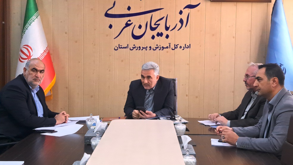 فعالیت های سازمان دانش آموزی بهترین بستر برای تحقق واژه تربیت است