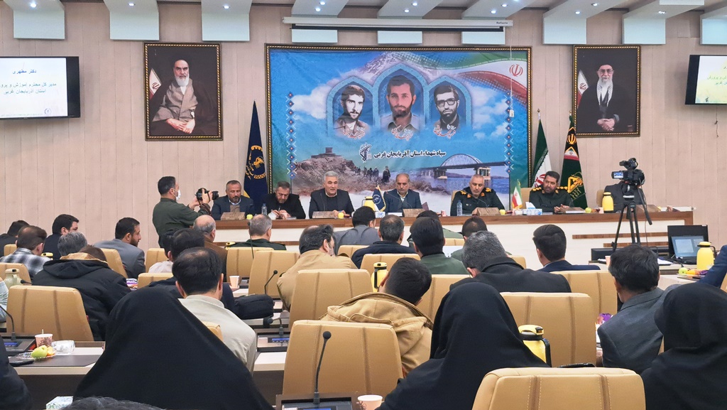 مرمت، شاداب‌سازی و رنگ‌آمیزی بیش از ۱۷۰۰ کلاس درس آذربایجان غربی در طرح شهید عجمیان