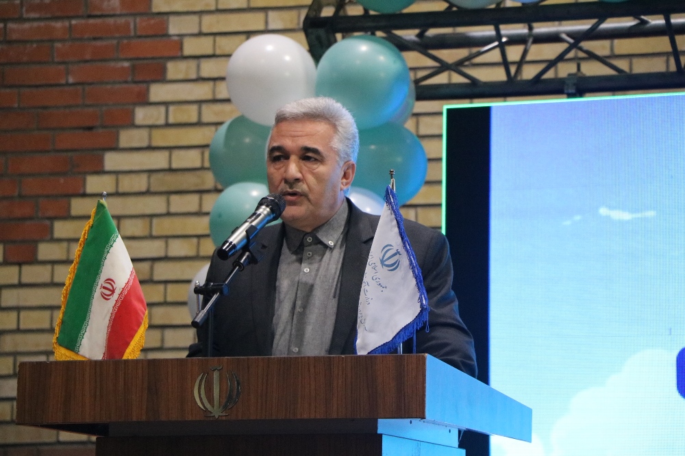 اقتدار و عزت جامعه مدیون انقلاب اسلامی است/دانش‌آموزان محور برنامه‌های گرامیداشت دهه فجر در مدارس