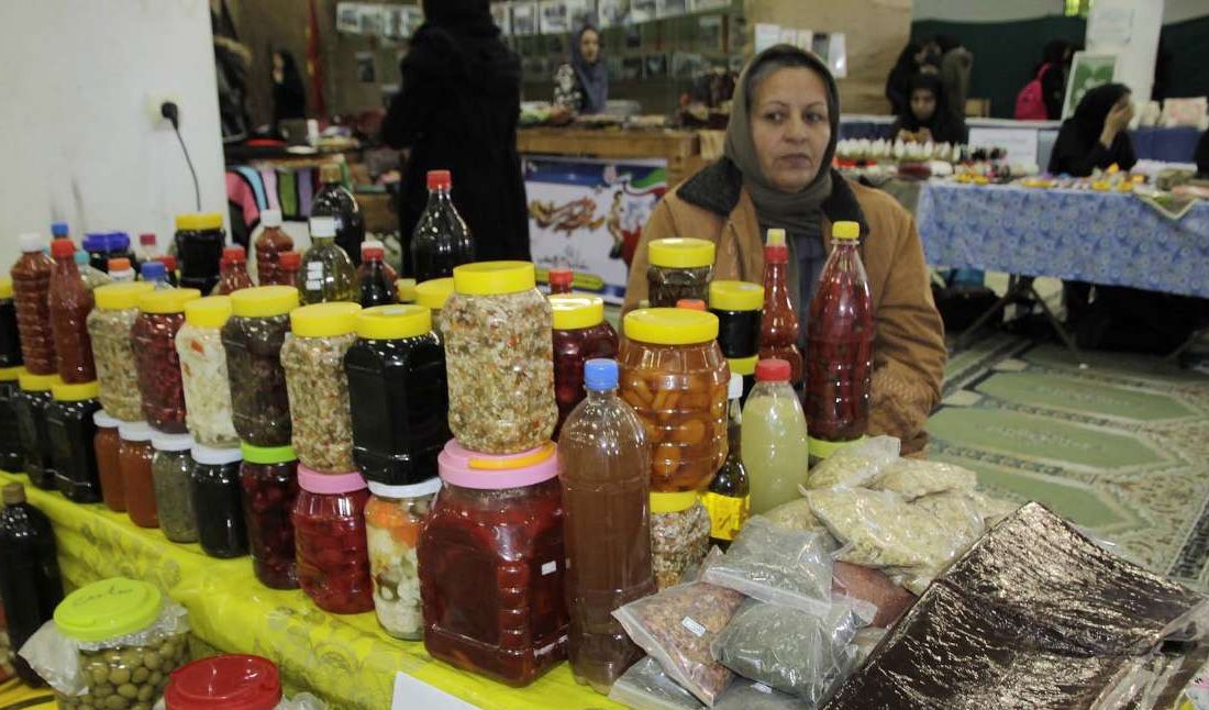 آغاز توزیع کالاهای اساسی در بازارچه‌های‌ جهاد کشاورزی آذربایجان‌غربی
