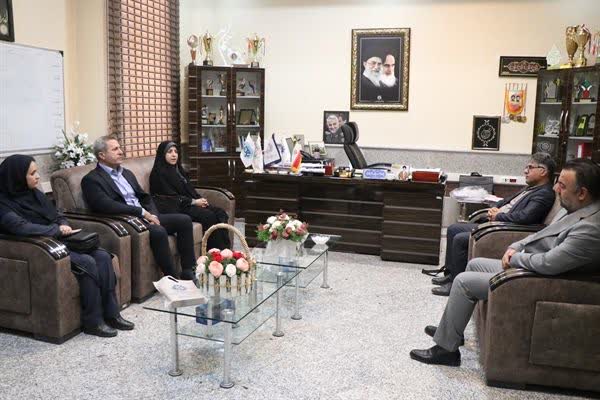 دیدار و گفتگوی مدیرکل کتابخانه‌های عمومی آذربایجان‌غربی با رئیس سازمان فرهنگی اجتماعی و‌‌ ورزشی شهرداری ارومیه
