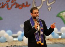 خواندن،دانستن،فهمیدن و فهماندن رسالت اصلی یک پیشتاز است