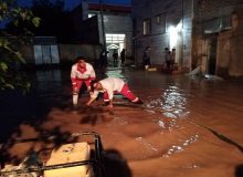 امدادرسانی به ۵ خانوار درگیر سیلاب در ارومیه