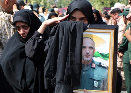 دختر کو ندارد نشان از پدر …