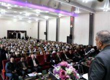 گشودن کتاب گشودن مجرای ارتباطی با عوالم بی‌کران معرفت است