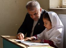 زدانش دل پیر برنا بود