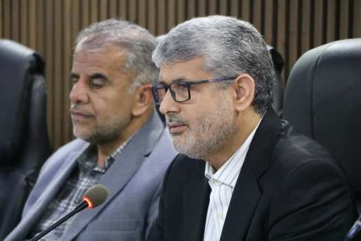 آشنایی با قانون اساسی زیربنای شکل‌گیری تعهد و قانون مداری است