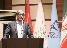 بازاریان اجازه ندهند افراد فرصت‌طلب، میدان‌ داری کنند