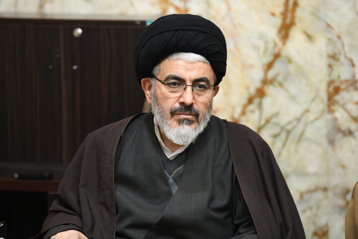 ۲۲ بهمن نمایش وحدت ملی و تیر خلاص به دشمن است