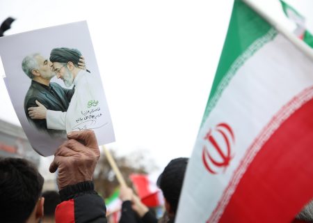اجتماع سراسری بیعت با سومین رهبر منتخب انقلاب در ارومیه